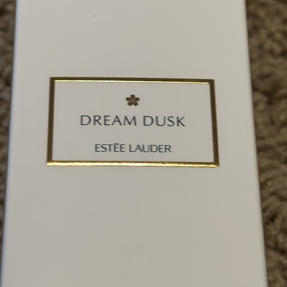 Estee Lauder Dream Dusk - Picture 2 of 4